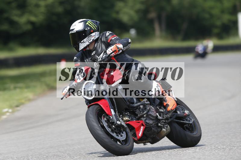 /25 10.06.2025 MaxRacing ADR/Gruppe gruen/43